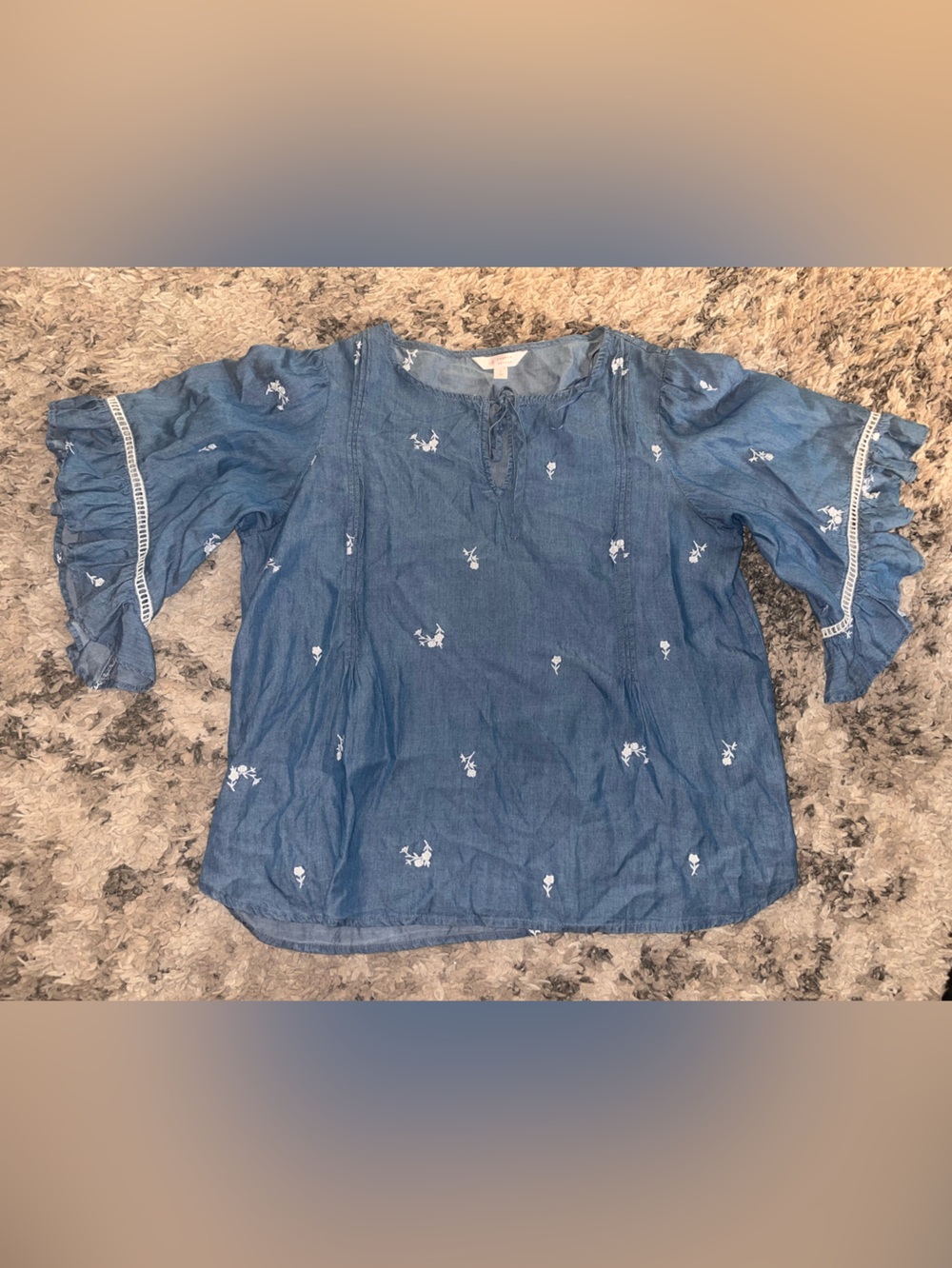 LC Lauren Conrad Blue Embroidered Short Sleeve Chambray Top